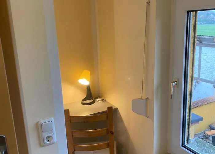 Lohe Semesterbostad Suelzetal